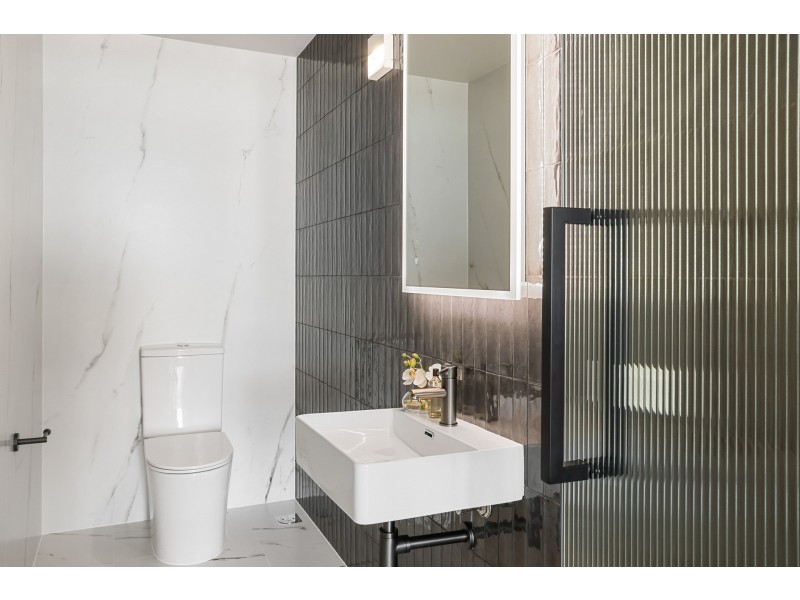 10/2129 Pittwater Road, Church Point NSW 2105