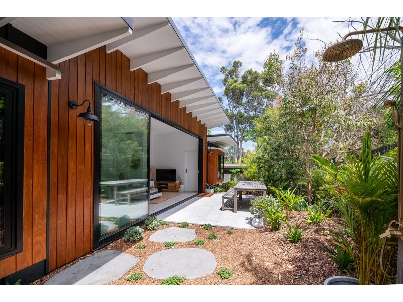 22A Coonanga Road, Avalon Beach NSW 2107