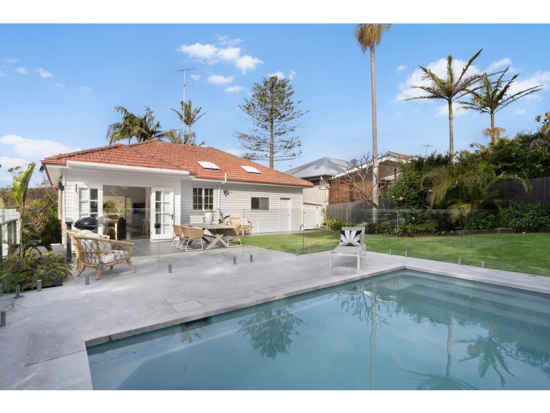 713 Barrenjoey Road, Avalon Beach NSW 2107