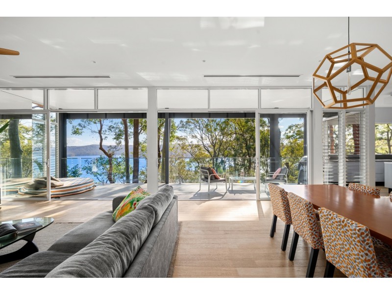 64 Riverview Road, Avalon Beach NSW 2107