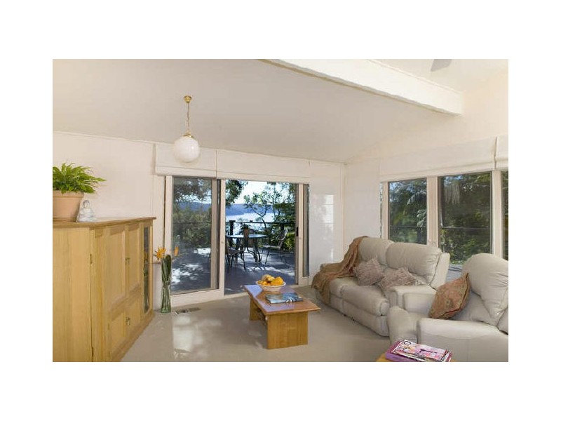 86 Hilltop Rd, Avalon NSW 2107
