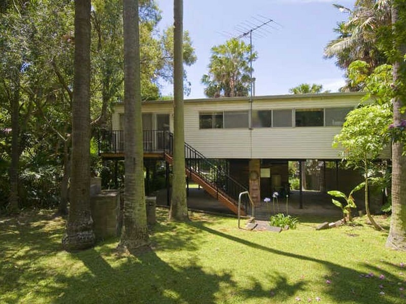 5 The Serpentine, Bilgola NSW 2107