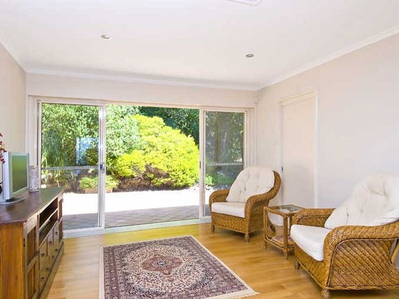 24 Loblay Crescent, Bilgola Plateau NSW 2107