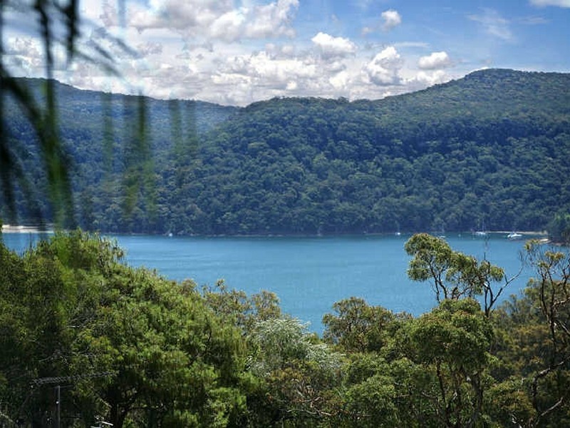 329 Lower Plateau Road, Bilgola NSW 2107