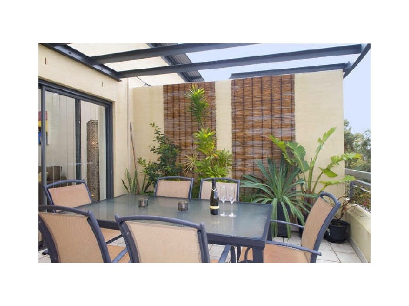 24/17-19 Old Barrenjoey Road, Avalon NSW 2107