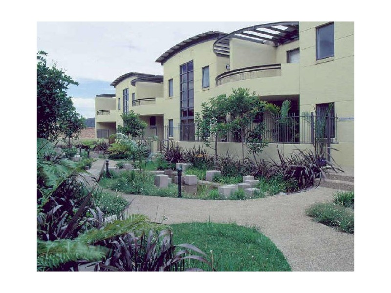 24/17-19 Old Barrenjoey Road, Avalon NSW 2107