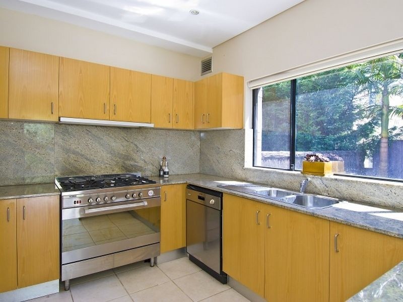 12/16 The Crescent, Avalon NSW 2107