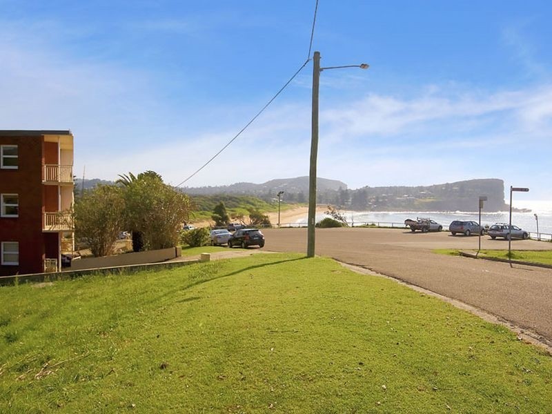 11 Surfside Avenue, Avalon NSW 2107