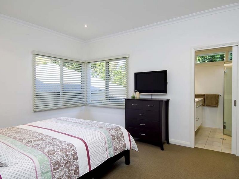10 Bareena Rd, Avalon NSW 2107