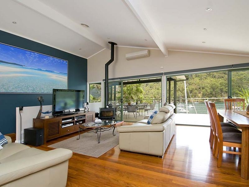 32 McCarrs Creek Road, Church Point NSW 2105