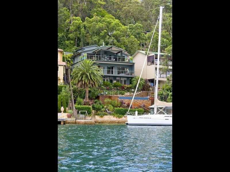 32 McCarrs Creek Road, Church Point NSW 2105