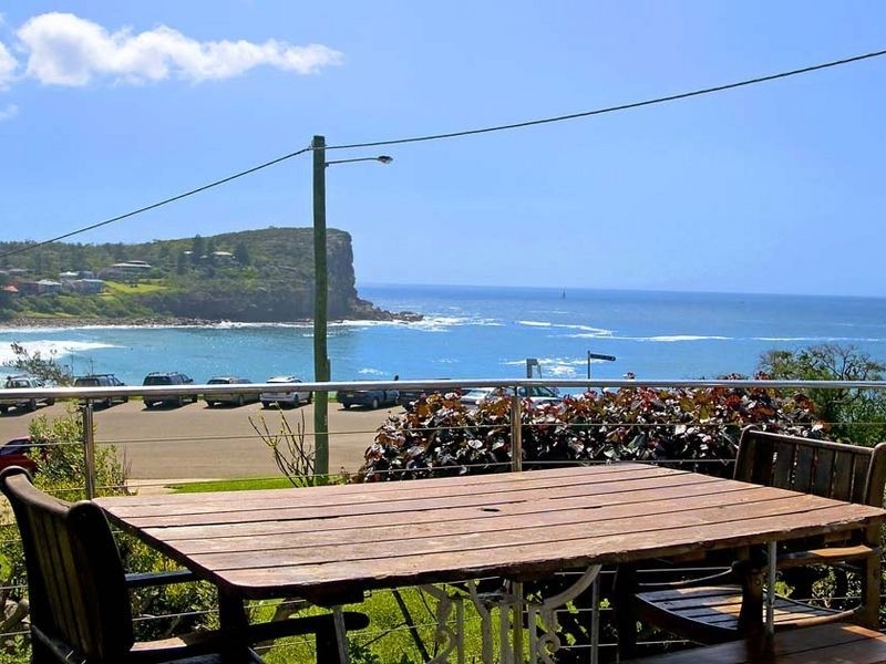 10 Surfside Av, Avalon NSW 2107