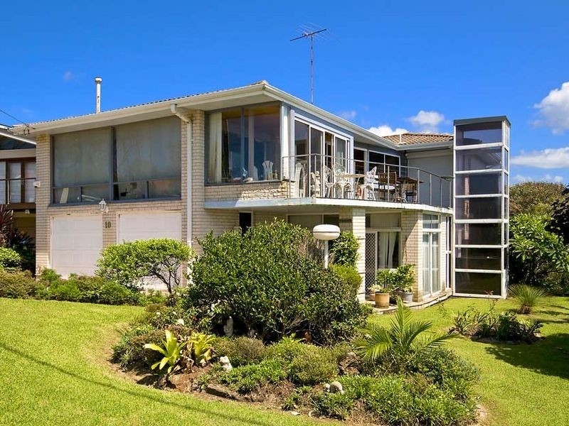 10 Surfside Av, Avalon NSW 2107