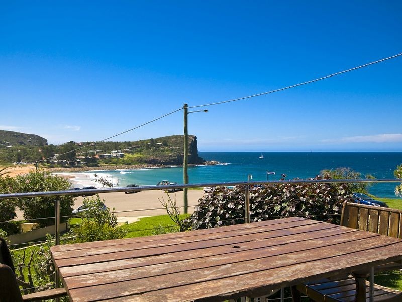 10 Surfside Av, Avalon NSW 2107