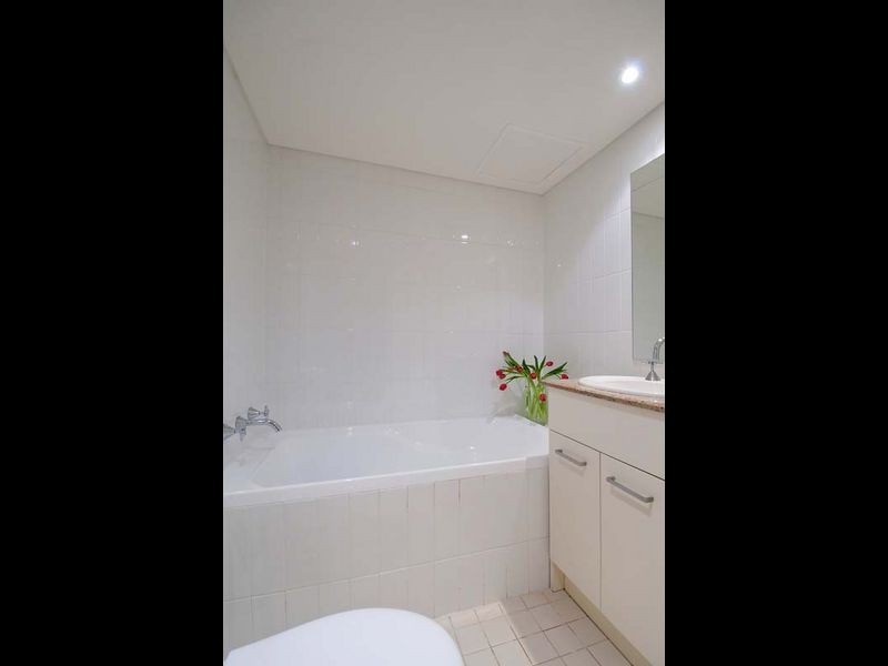 9/42-44 Old Barrenjoey Road, Avalon NSW 2107