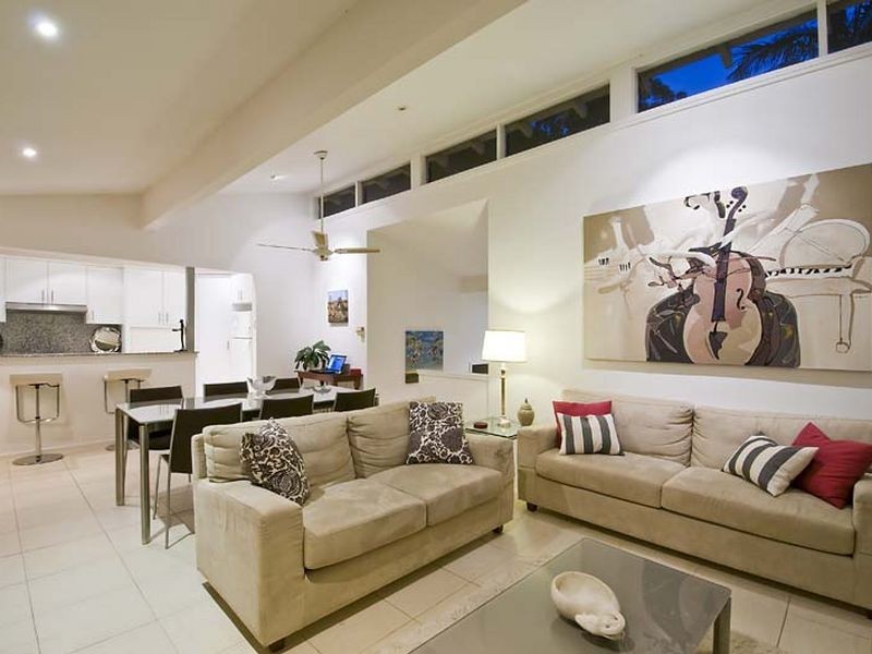 16 York Terrace, Bilgola NSW 2107