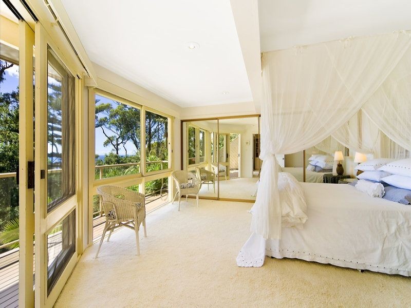 16 York Terrace, Bilgola NSW 2107