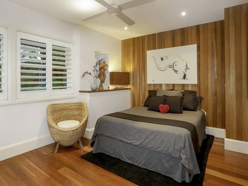 4 Paradise Avenue, Clareville NSW 2107