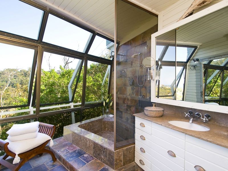 25 & 25a Plateau Road, Avalon NSW 2107