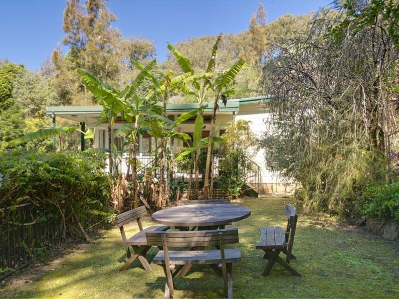 82 Cabarita Road, Avalon NSW 2107