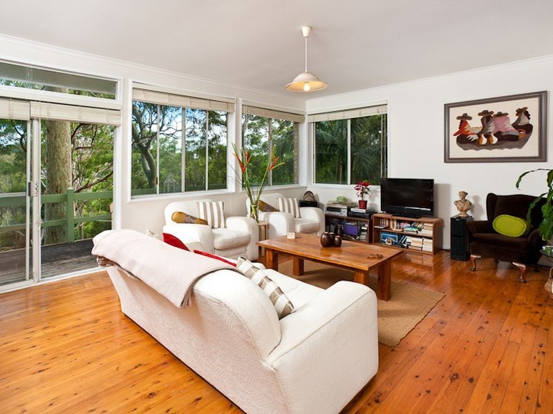 8 Cannes Drive, Avalon NSW 2107