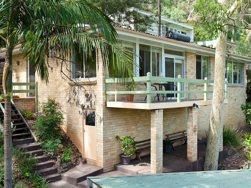 8 Cannes Drive, Avalon NSW 2107