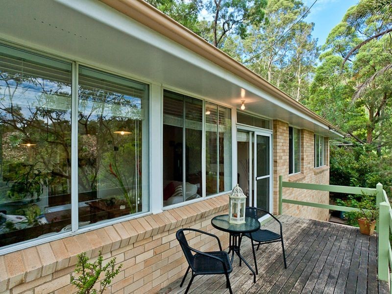 8 Cannes Drive, Avalon NSW 2107