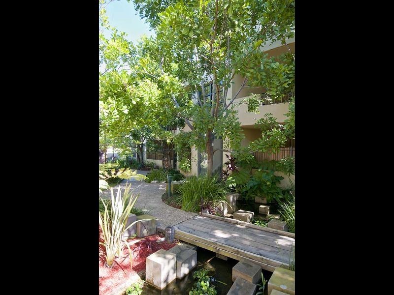1/17-19 Old Barrenjoey Road, Avalon NSW 2107