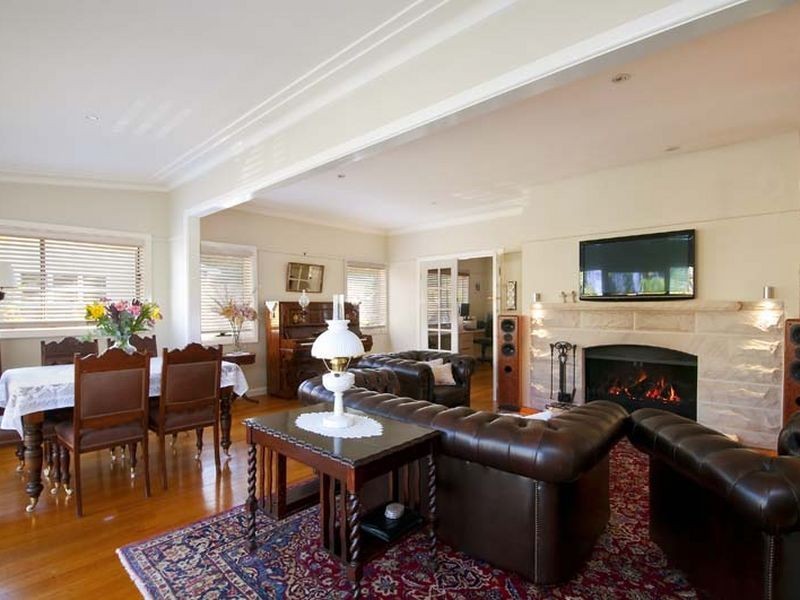 126 Central Road, Avalon NSW 2107