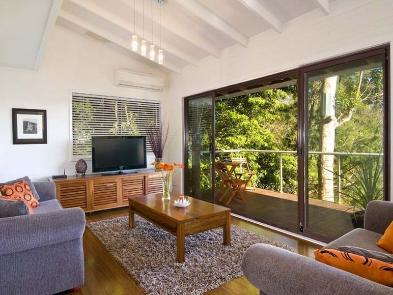 8 Loombah Street, Bilgola NSW 2107