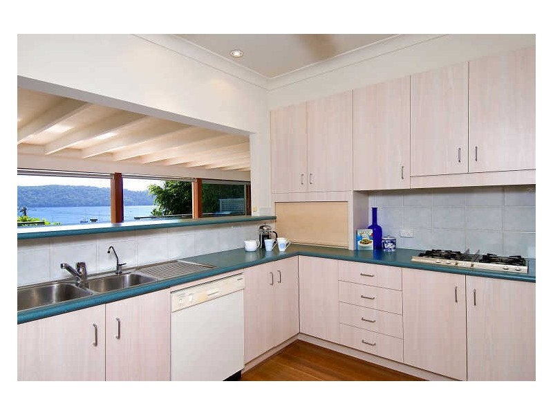 911 Barrenjoey Rd, Palm Beach NSW 2108