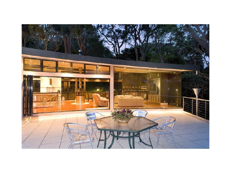 22 Ruskin Rowe, Avalon NSW 2107