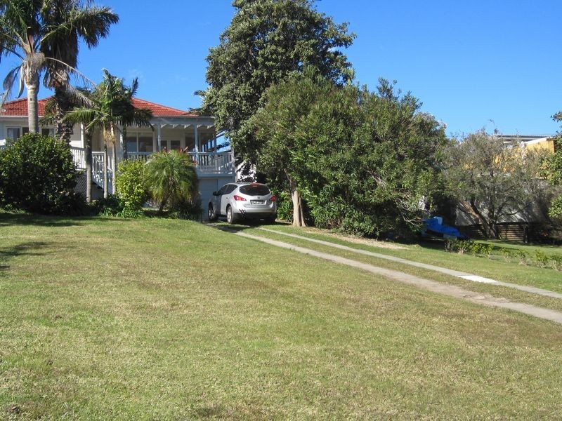 18 Watkins Road, Avalon NSW 2107