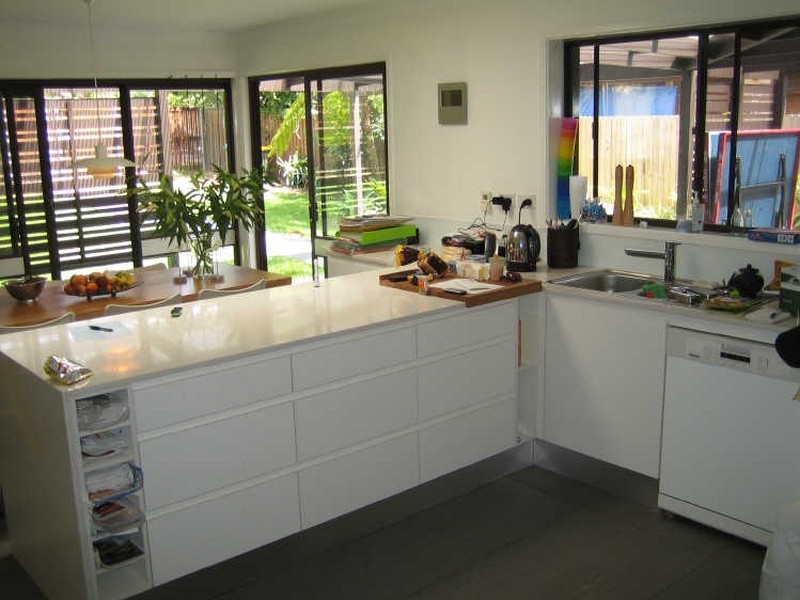 2B Wollstonecraft Ave, Avalon NSW 2107