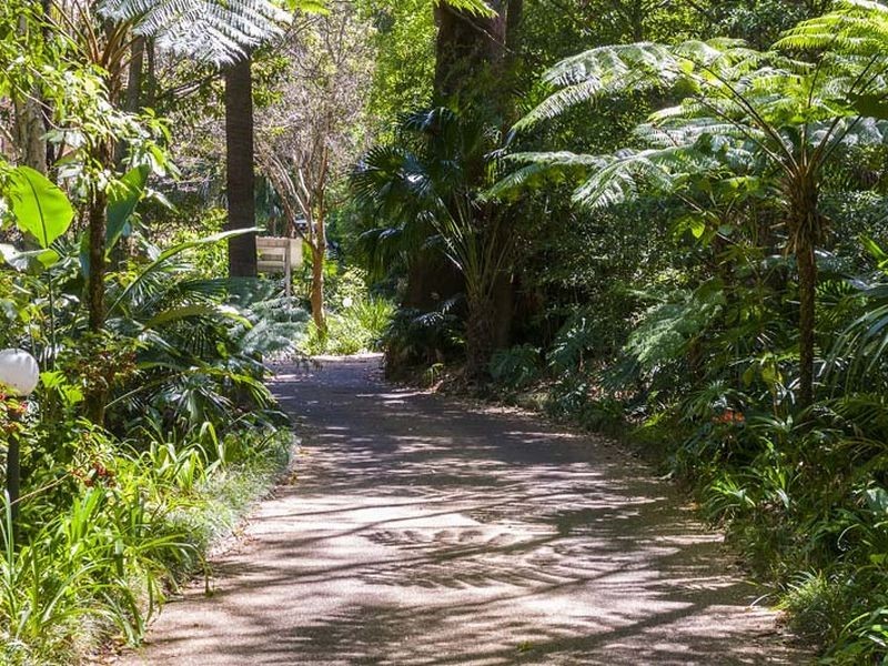 32 Ruskin Rowe, Avalon NSW 2107