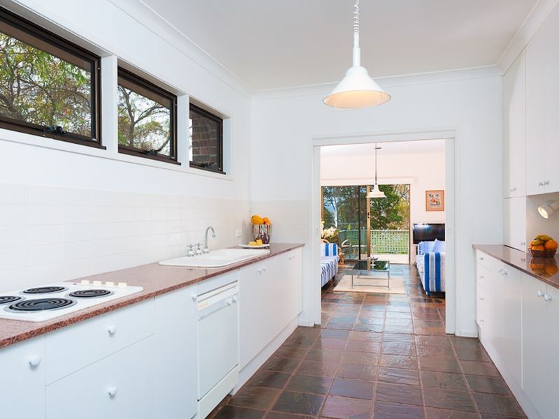 12 Wandeen Road, Avalon NSW 2107