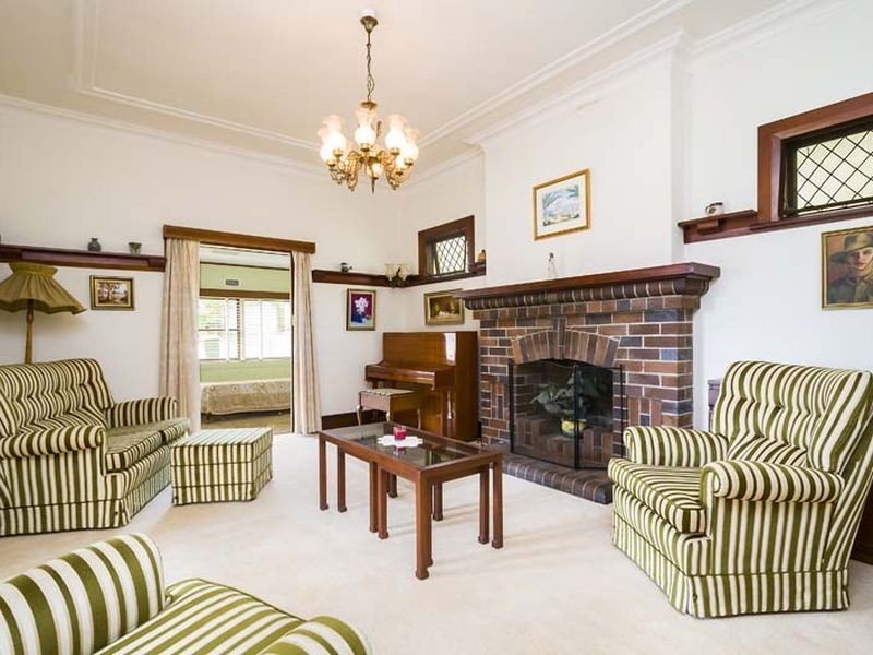 4 Calvert Parade, Newport NSW 2106