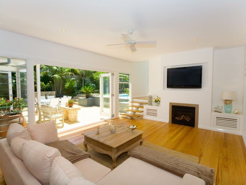 33 Tasman Road, Avalon NSW 2107