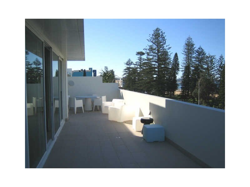 2/1073 Pittwater Rd, Collaroy NSW 2097