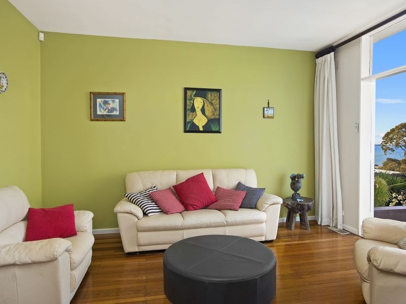 7 Ebor Road, Palm Beach NSW 2108