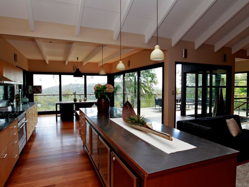 16 The Circle, Bilgola NSW 2107