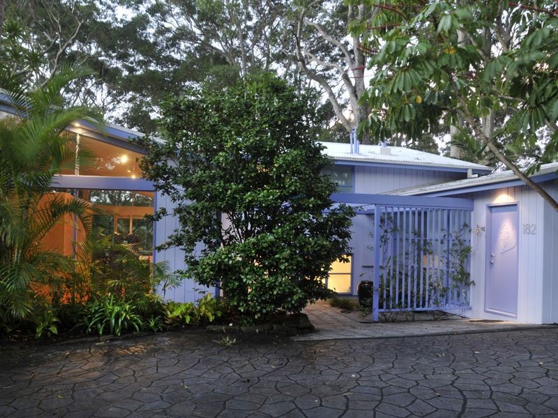 182 Riverview Road, Avalon NSW 2107