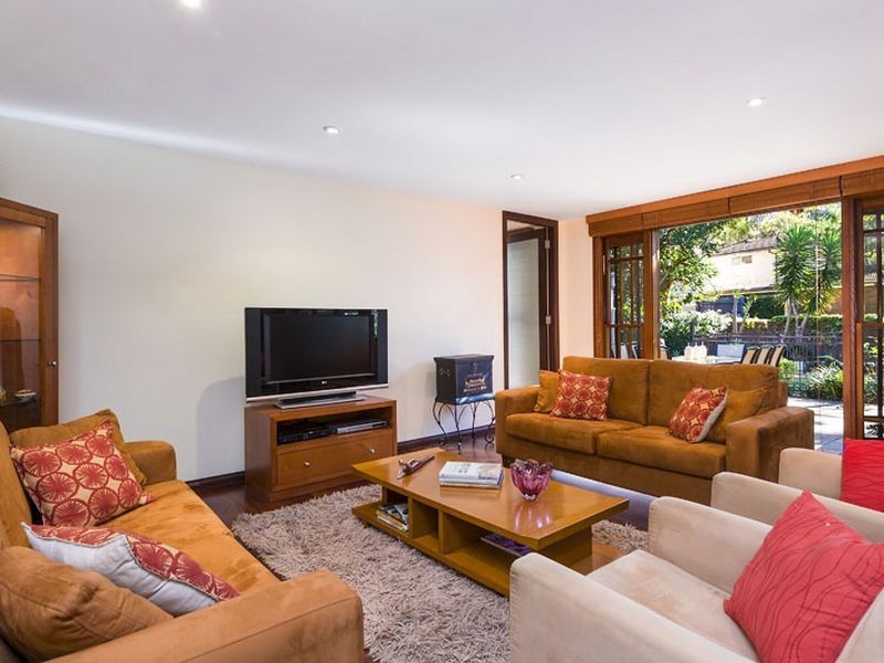 10 Wollombi Road, Bilgola NSW 2107