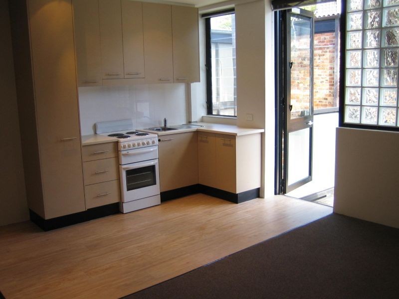 10/27 Old Barrenjoey Road, Avalon NSW 2107