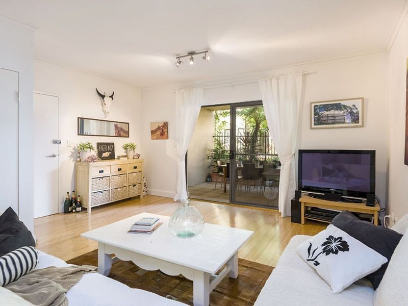 1/17-19 Old Barrenjoey Road, Avalon NSW 2107