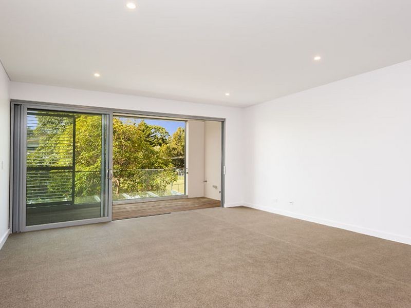 1/15 Old Barrenjoey Road, Avalon NSW 2107