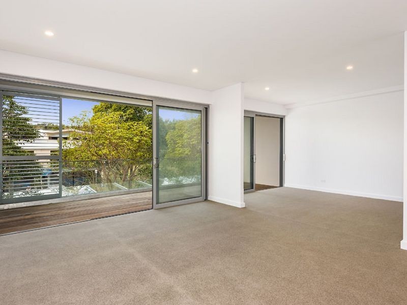 2/15 Old Barrenjoey Road, Avalon NSW 2107