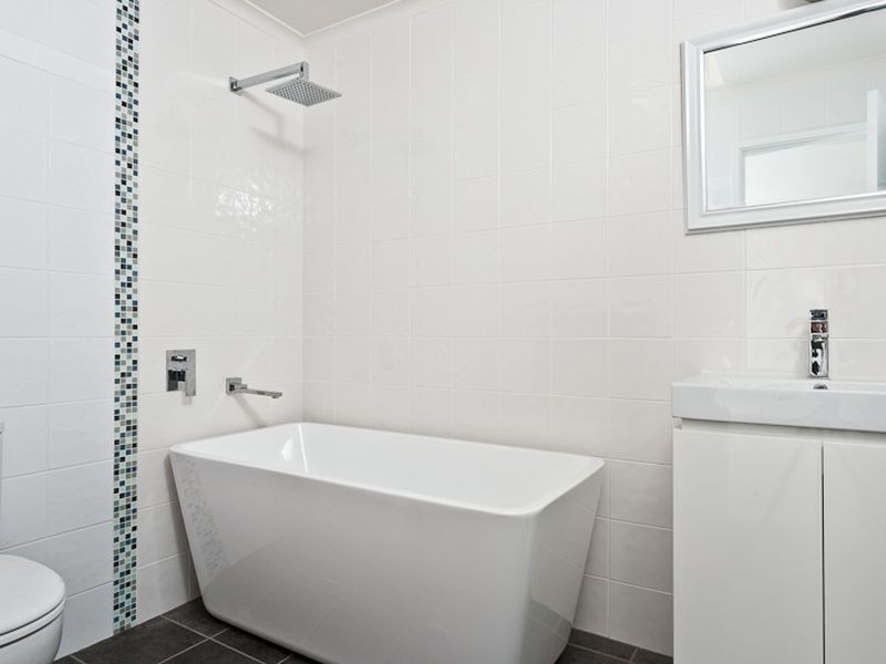 12 Daly Street, Bilgola NSW 2107