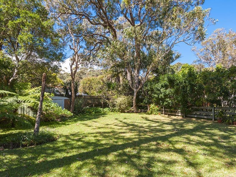 17 Alexander Road, Avalon NSW 2107