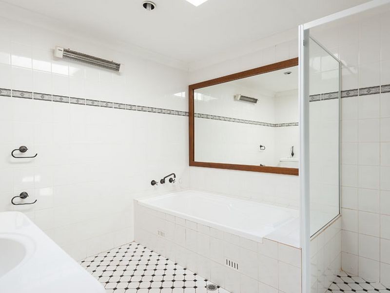 1042 Barrenjoey Road, Palm Beach NSW 2108